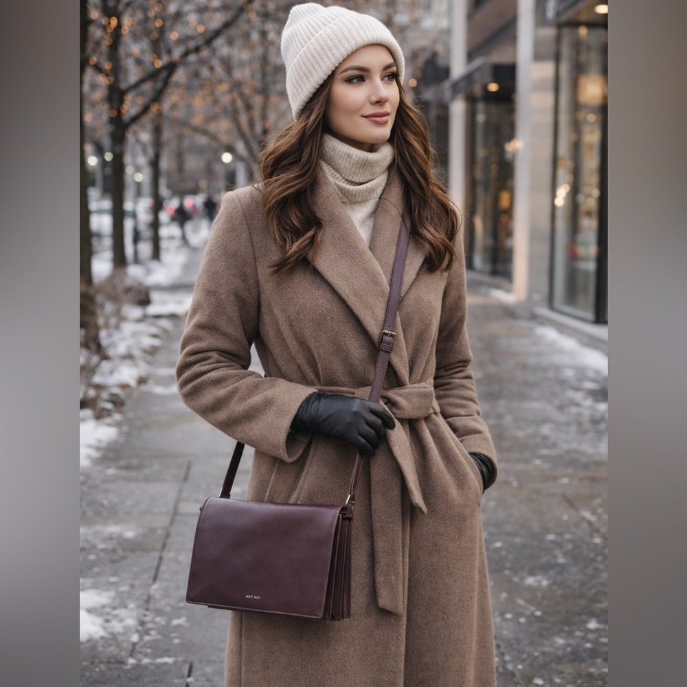 Matt & Nat Plum Messenger Bag
